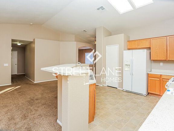 4th image of 3019 Bradford Hill Ave
