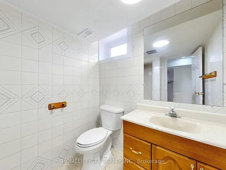 940 Townline Rd S #BASEMENT — Photo 31