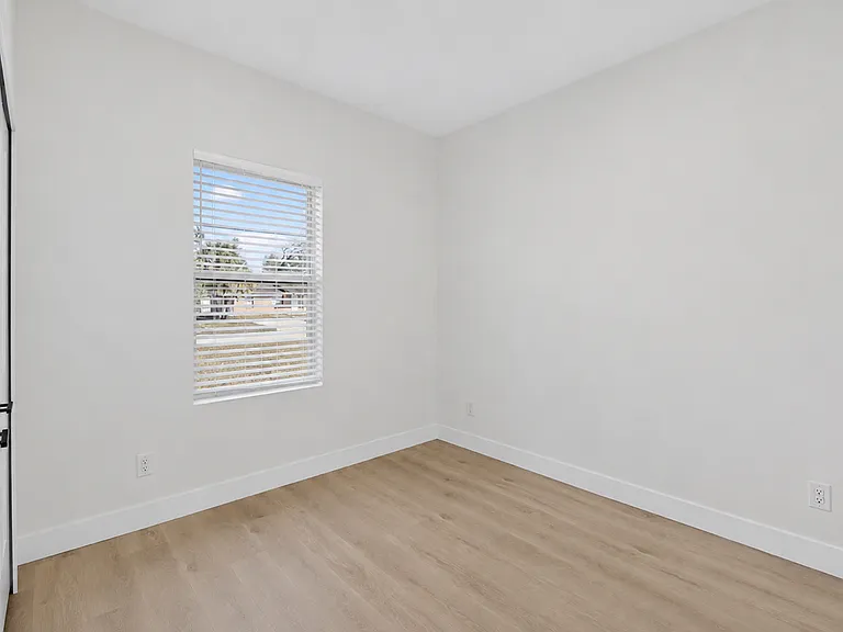 15523 Chamberlain Blvd #15523 — Photo 10