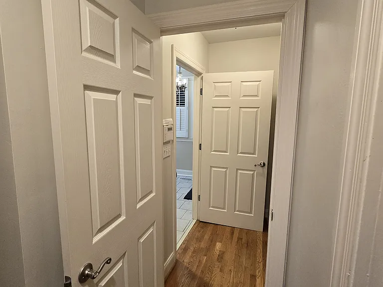 4120 Oriole Pl — Photo 36