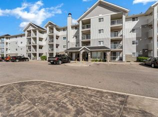 1648 N Saamis Dr NW #216, Medicine Hat, AB T1C 4X1