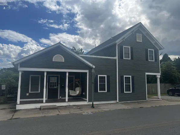 29 W Seminary St, Norwalk, OH 44857