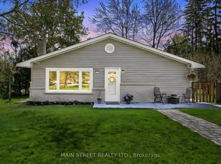 1021 Goshen Rd, Innisfil, ON L9S 2B5