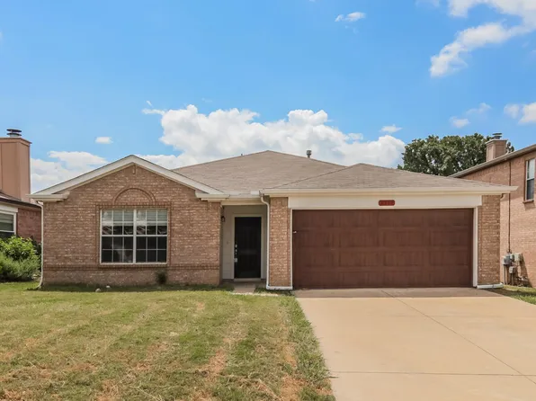 3317 Bentgate Ct, Denton, TX 76210