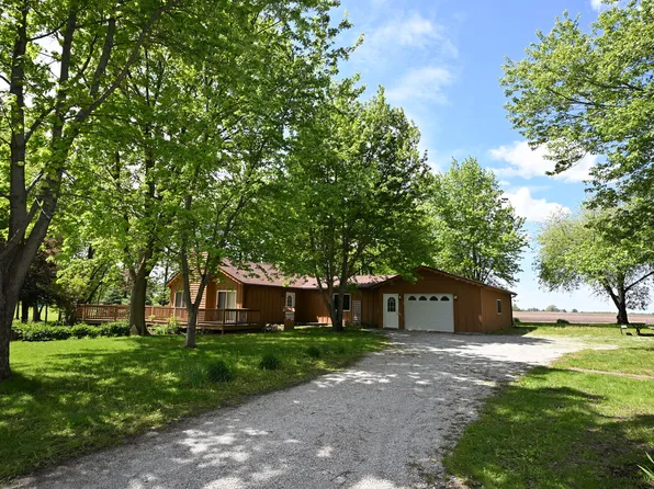 506 Park St, Kappa, IL 61738