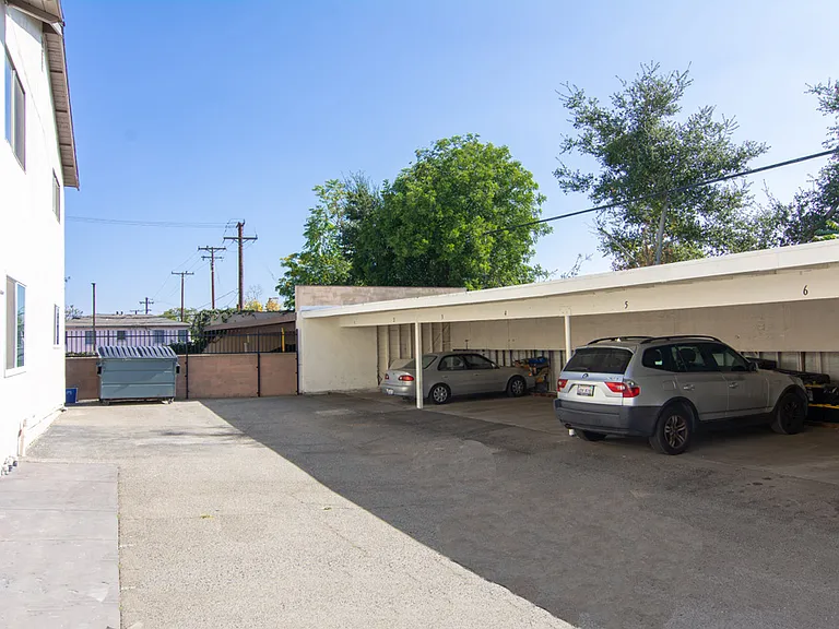 1303 Lyndon St — Photo 11