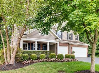 227 Smokewood Rd, Powell, OH 43065