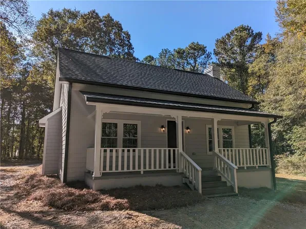 140 Sweetbriar Ct, Winterville, GA 30683