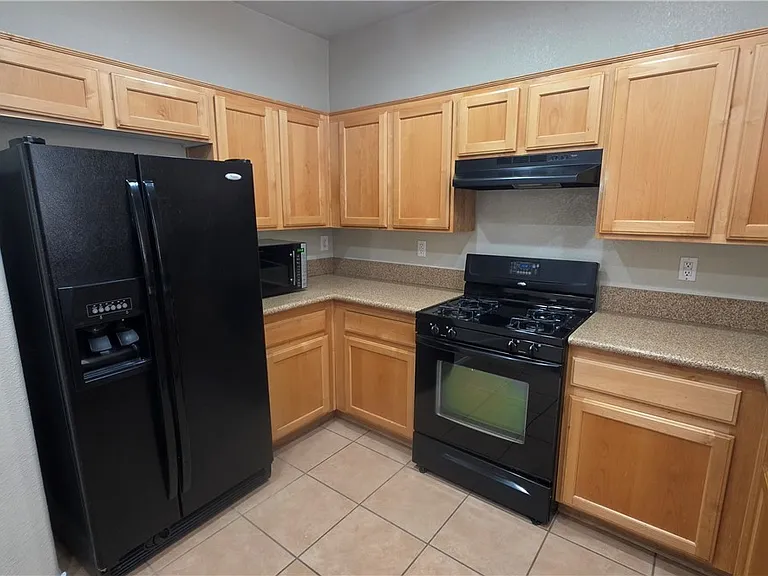 8149 Lake Geneva Ct — Photo 4
