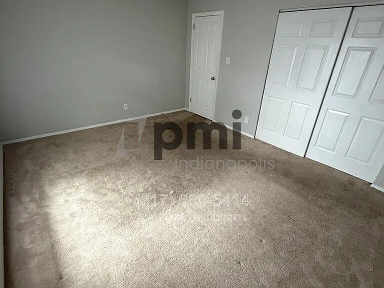 6460 Park Central Way — Photo 40