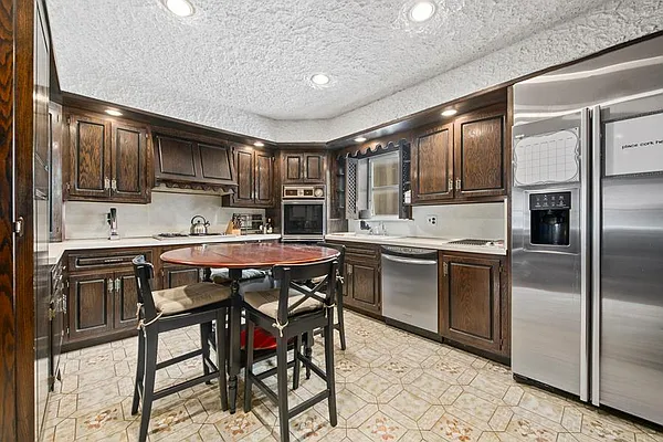 Rented by Douglas Elliman | media 6