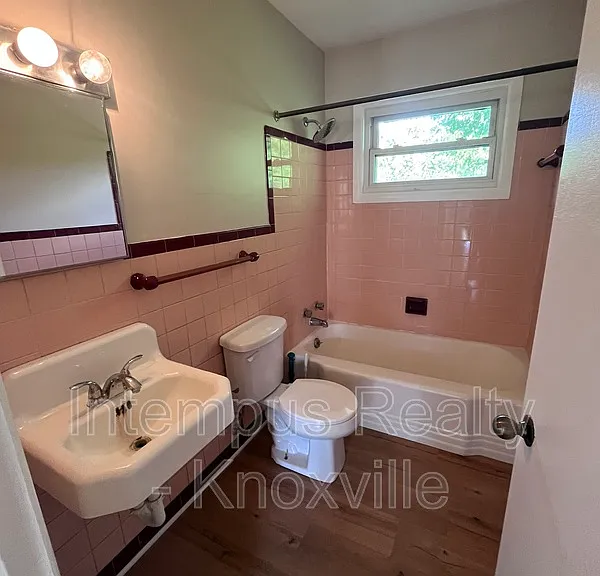 712 S Beaman St — Photo 12