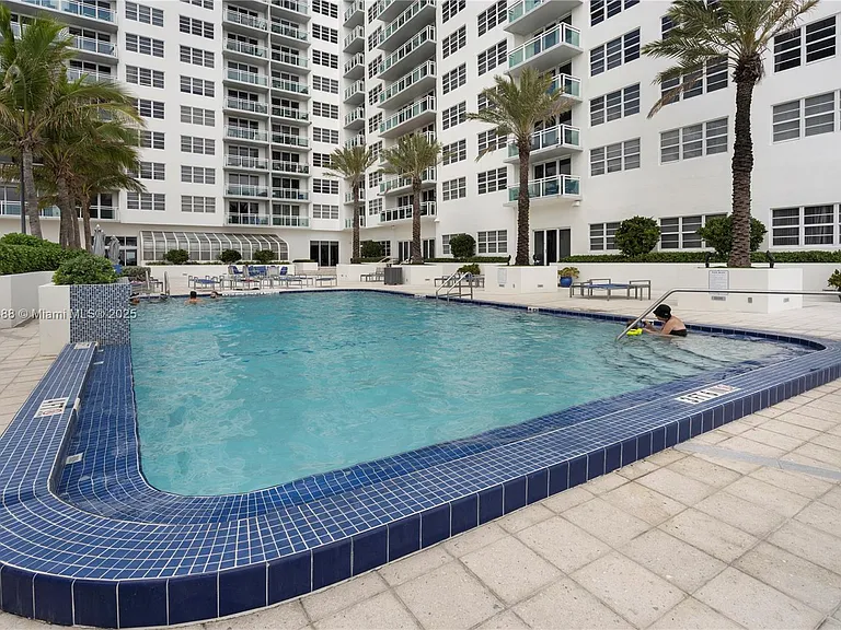 6917 Collins Ave #705 — Photo 25