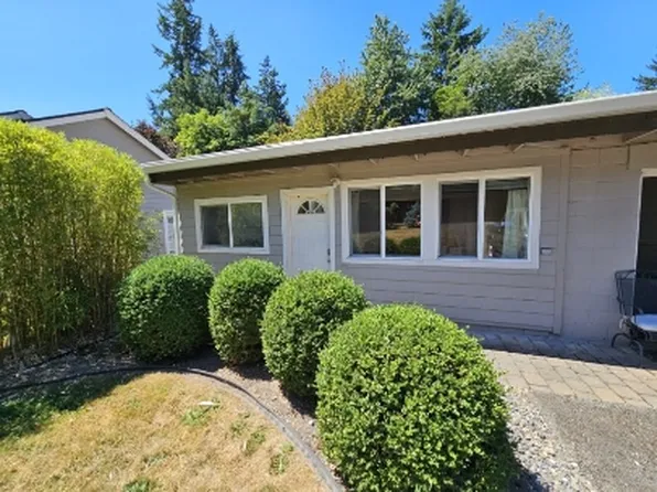 179 129th St E #E, Tacoma, WA 98445