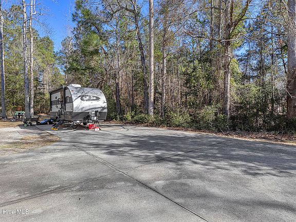 4th image of 109 Candlewood Drive