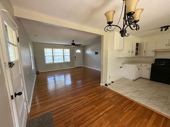 4th image of 307 Union Ave