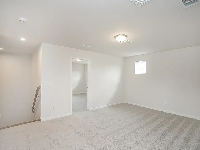 5401 Zinnia Ln E — Photo 25