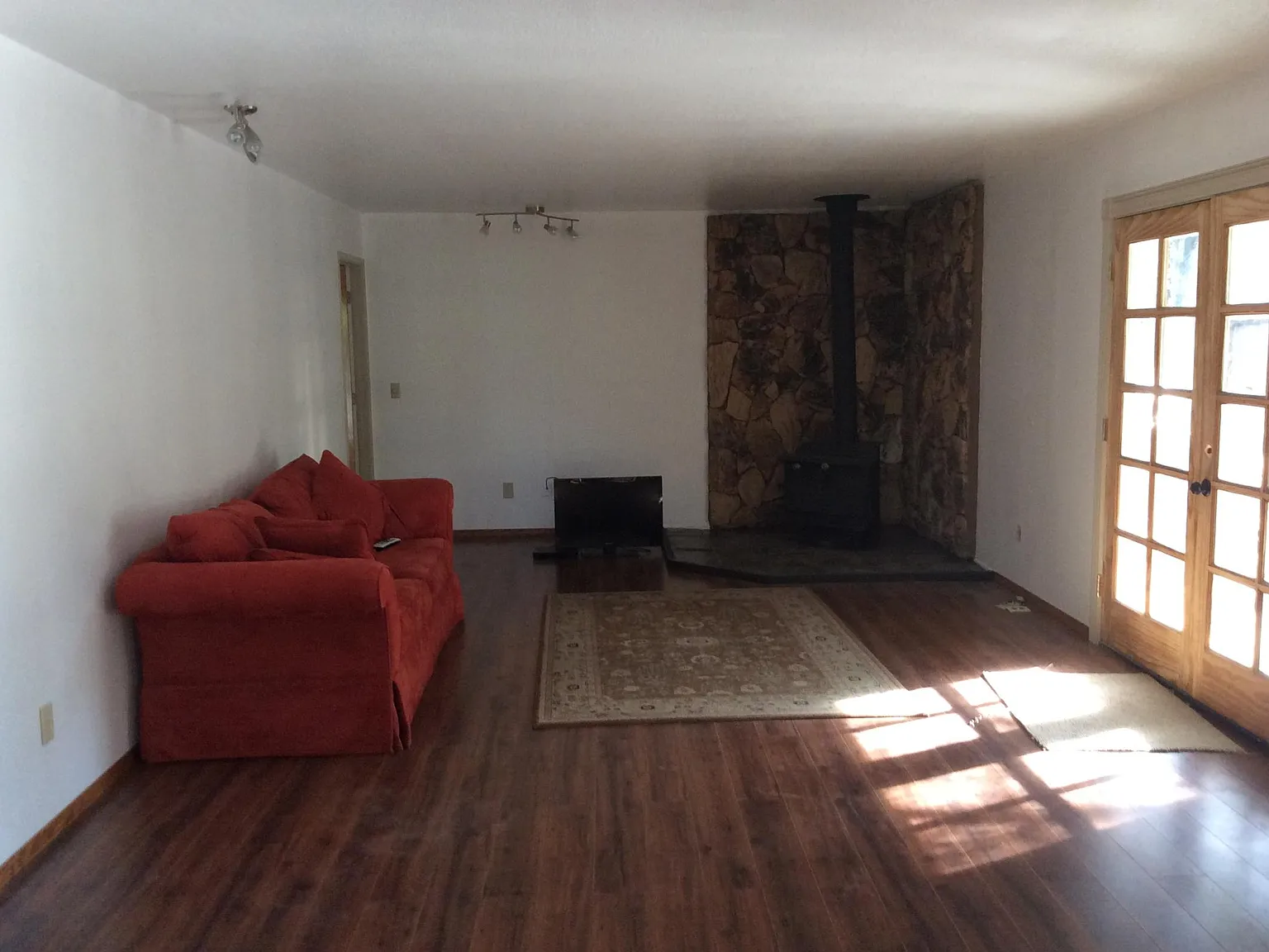 2 bed, 1200 sqft, $1,685 — Photo 4