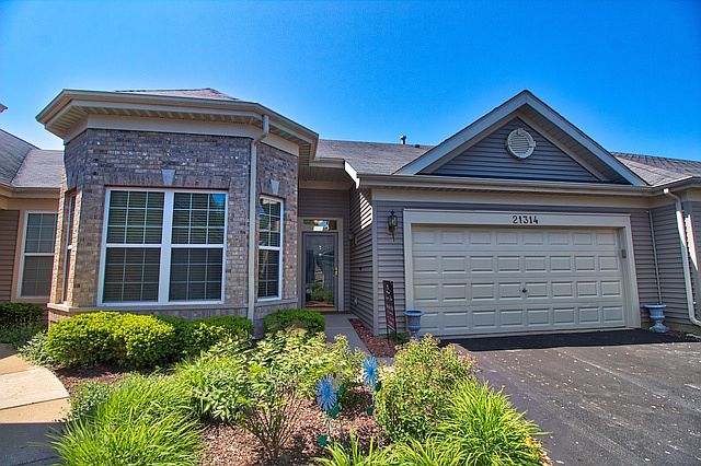 1st image of 21314 Hidden Lake Ct