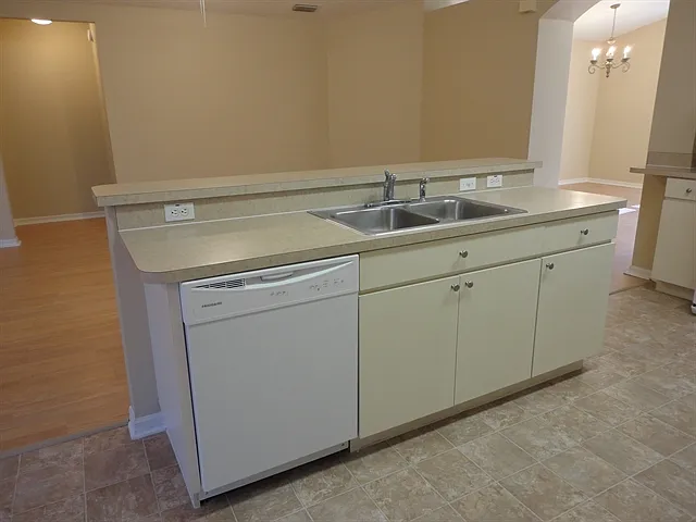1212 Dragon Head Dr — Photo 14