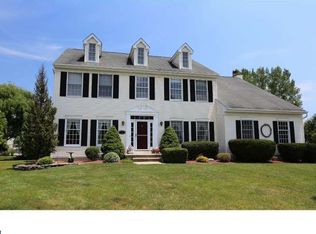 30 Wildflower Trl, Robbinsville, NJ 08691