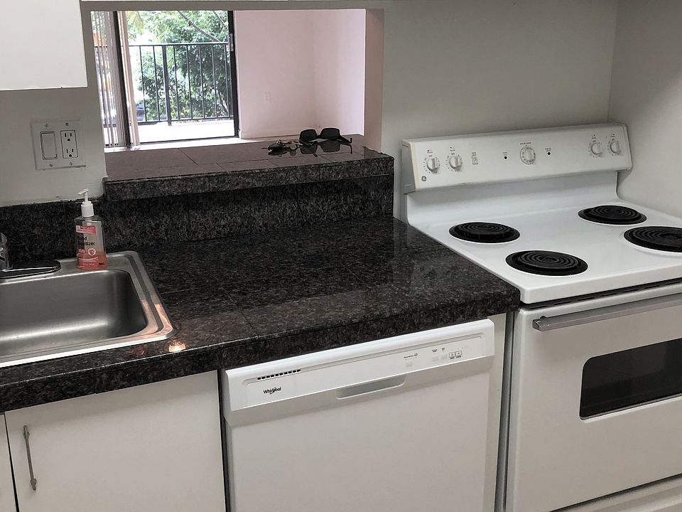 1st image of 10431 N Kendall Dr APT D201
