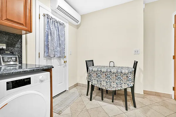 Sold by Halvatzis Realty | media 8