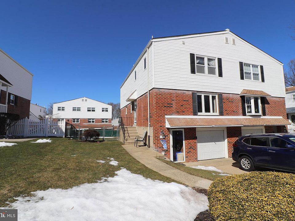 1st image of 13064 Kelvin Ave