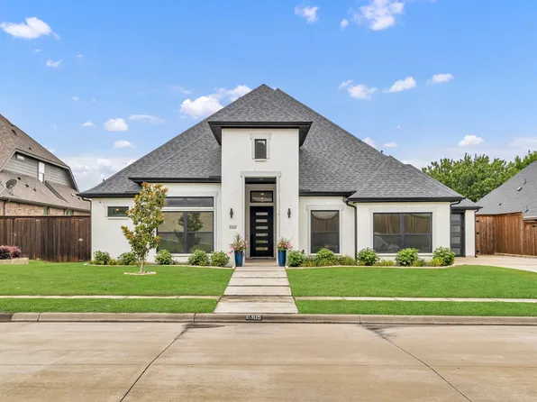 8305 Caballo Dr, North Richland Hills, TX 76182
