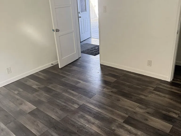 9234 Success Ave — Photo 6