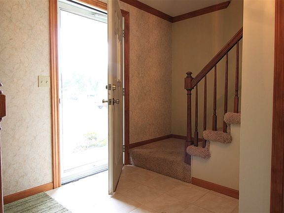 3rd image of 4517 North Dr