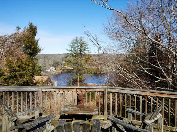 23 Bouton Street, South Salem, NY 10590