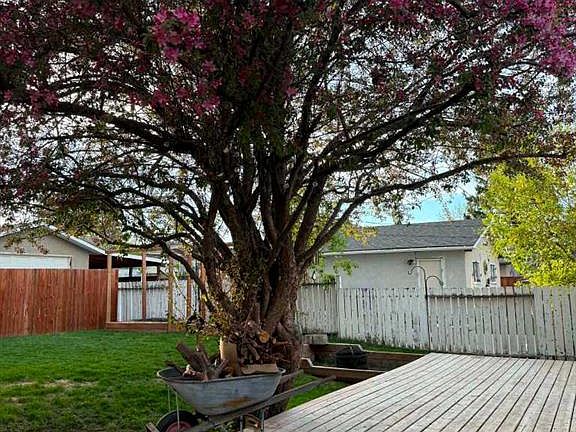 3rd image of 1203 E 34th St SE