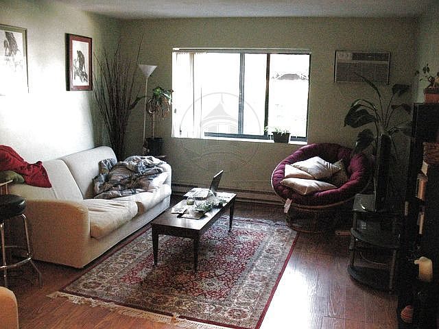 2nd image of 8 Roberts St #3