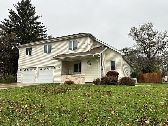 2nd image of 1545 5th St