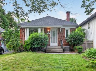 157 Mulvihill Ave, Ottawa, ON K1Z 6Y3