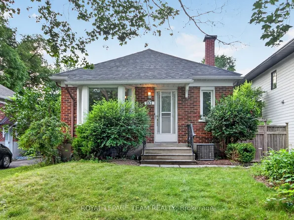 157 Mulvihill Ave, Ottawa, ON K1Z 6Y3