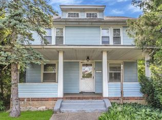 42 Taft Ave, Lynbrook, NY 11563