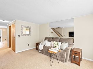 20 George St APT 20, Attleboro, MA 02703