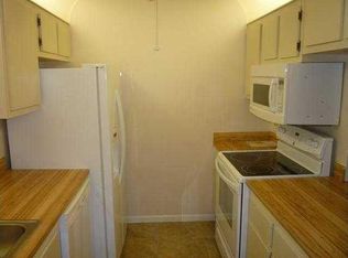 10356 NW 3rd St, Pembroke Pines, FL 33026