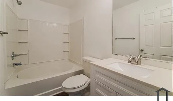 11426 Ashefield Ln — Photo 11
