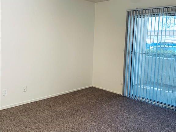 2nd image of 3152 Tarpon Dr Unit 102