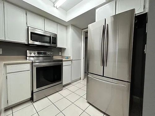 1101 N April Cir #B Photo 1