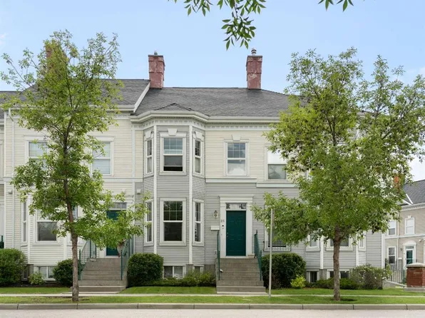 25 N Prestwick Park SE, Calgary, AB T2Z 3V3