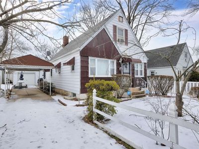 99-10 208th Street, Jamaica, NY, 11429