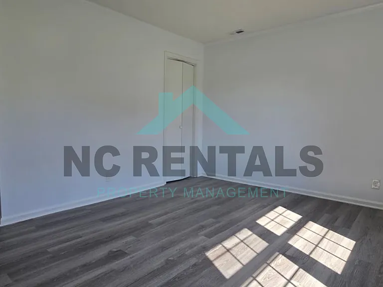 165 Hawkins Loop — Photo 12