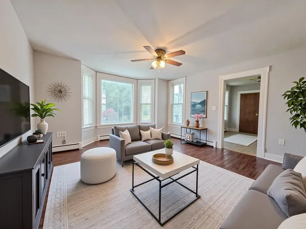 463 Lake Ave, Manchester, NH