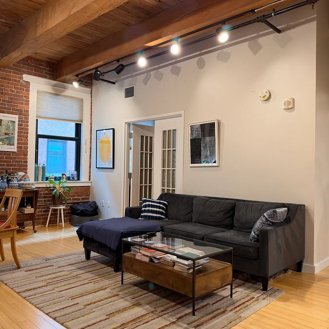 2 bed, 1149 sqft, $4,500 — Photo 3