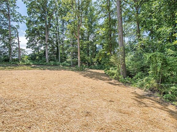 2nd image of 1160 Mount Pisgah Dr