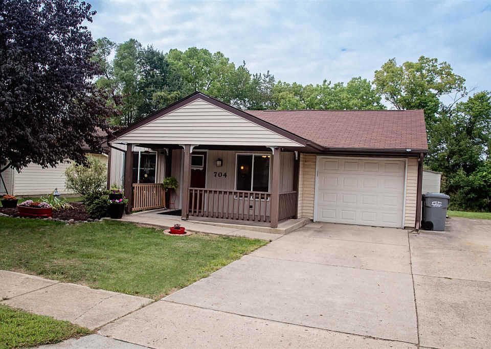 1st image of 704 Clifty Falls Ln